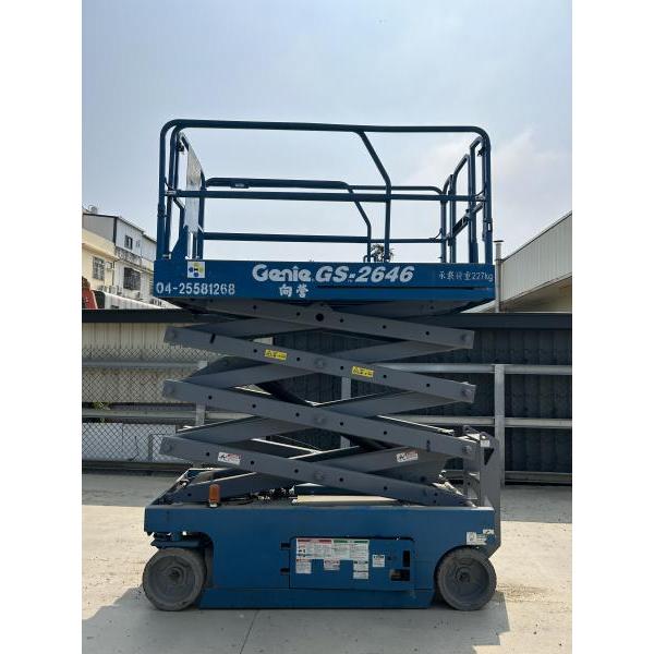 8/10 meters Scissor Lifts